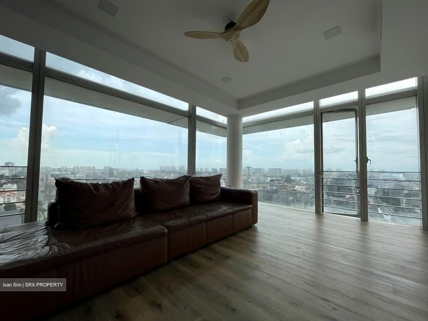 The Trumps (D14), Condominium #593611341